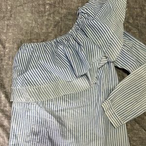 Zara Striped One Shoulder Top, Perfect for the Spring, worn a few times !